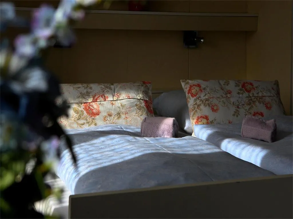 Gastehaus Sonnenkreis Guest House Ruhpolding Apartment